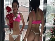  Michelle r and nice friendnon-nude