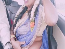 Sexo de coche indio. Hermosa tía turística con conductor. Telugu Dirty Talks.