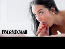 Sexo matutino perfecto con mi novia brasileña de culo de burbuja - WHITEBOXXX