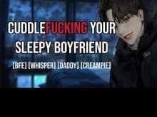 Abrazando a tu novio cansado