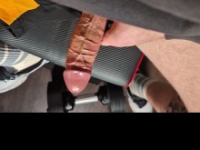 Gimnasio vacío: ¡cachonda y llena de testosterona! Polla venosa caliente