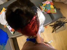 Érase una vez... ¡había un SOFÁ y una MAMADA! ¡Sexo oral apasionado en el sofá con golondrina!