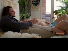 Masajear sus grandes tetas nos hizo perder el control a ambos.