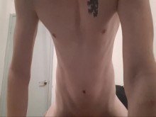 Poner a un bebé en MILF mientras su marido está fuera