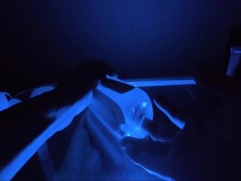[ASMR/Para mujeres] El sonido de tocar un coño mojado hará que tu coño también se moje. [Lamiendo orejas/voz de mujer]